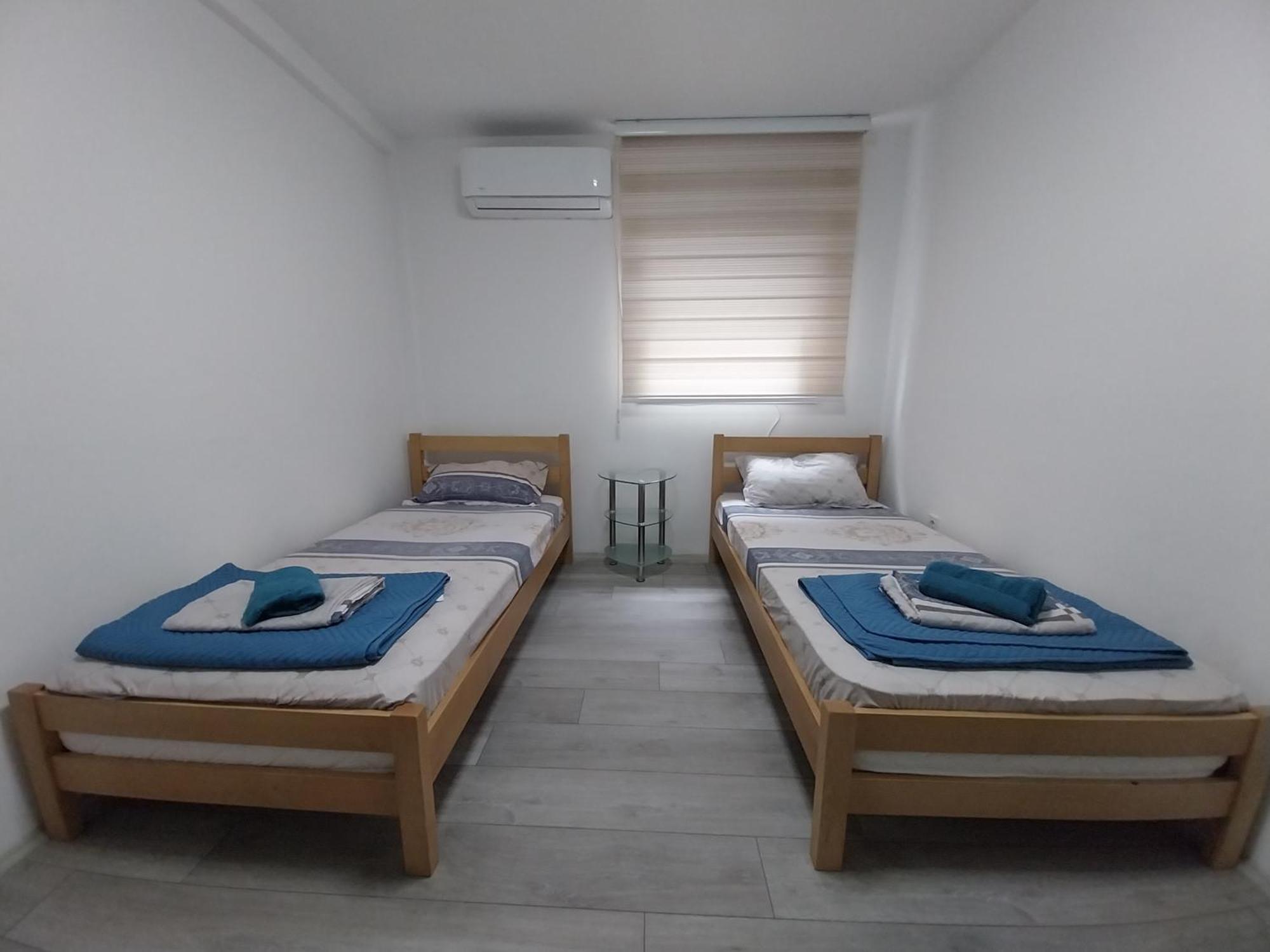 Dm Hostel And Apartments Skopje Bagian luar foto